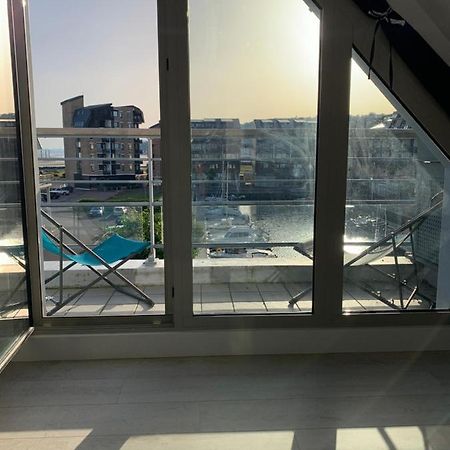Blue Bay Studio Terrasse Deauville Exteriör bild